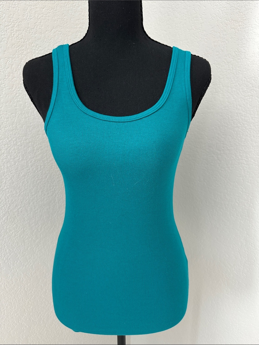 Time and Tru Teal Ribbed Scoop Neck Tank